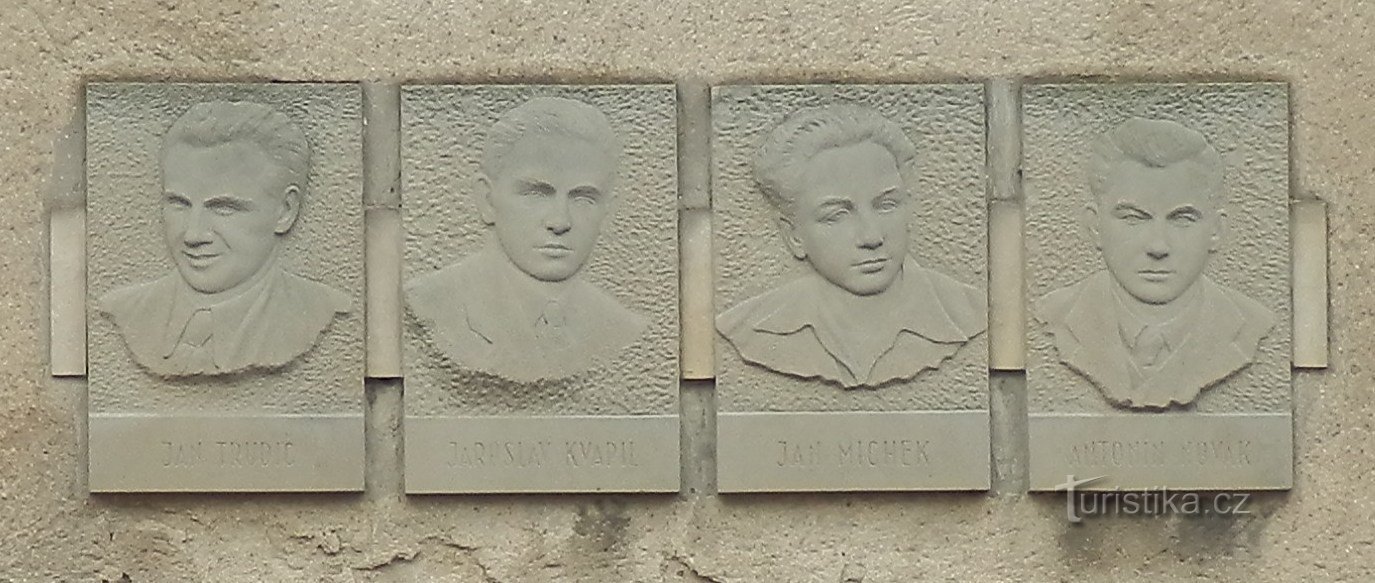 Stone tablets with portraits of victims