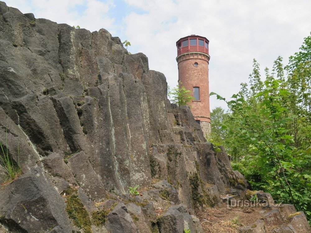 Órgão de pedra em Dymník perto de Rumburk