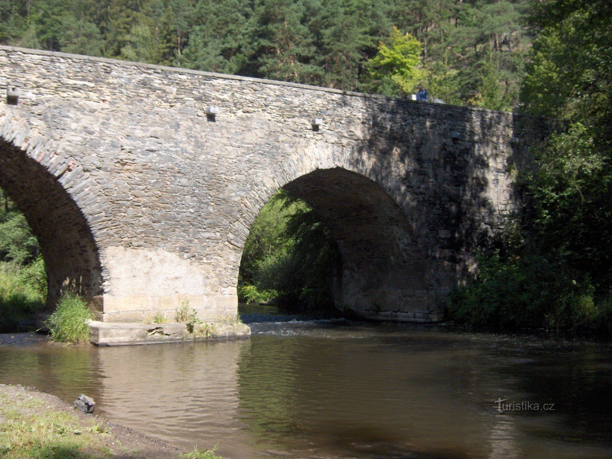 pont de pierre