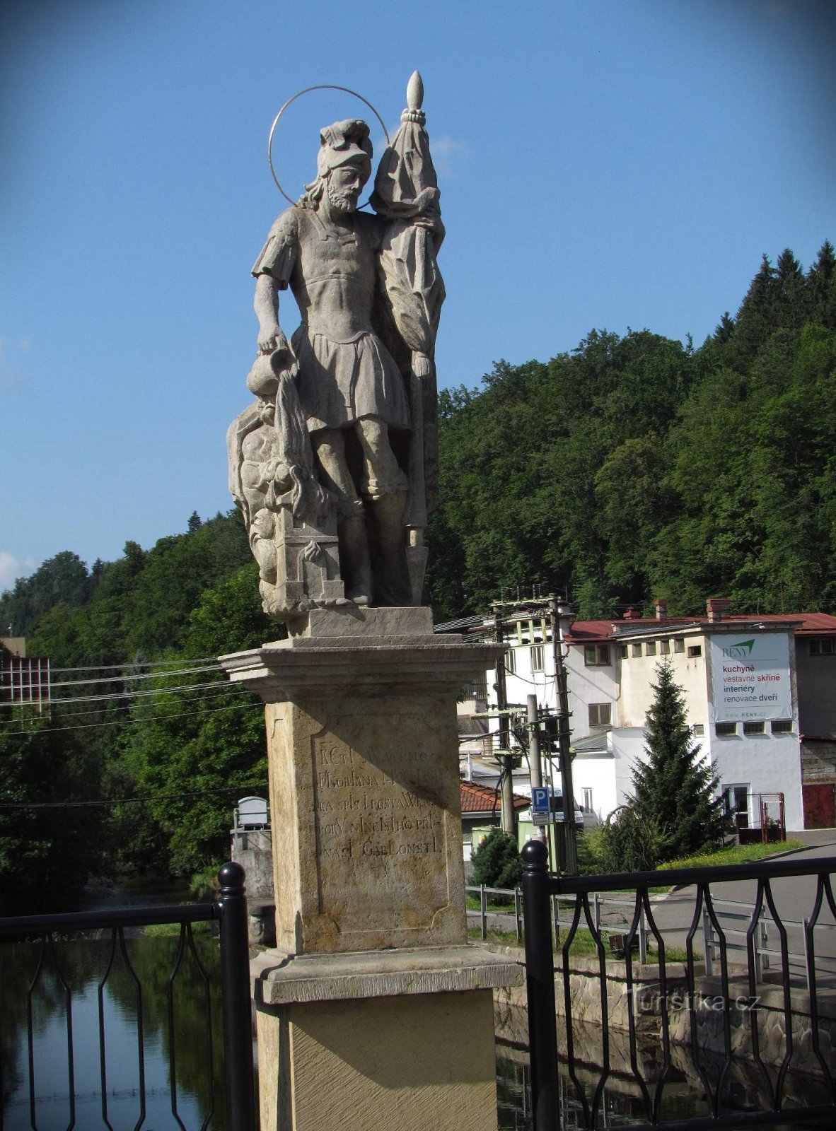 Puente de piedra en Jablonné nad Orlicí