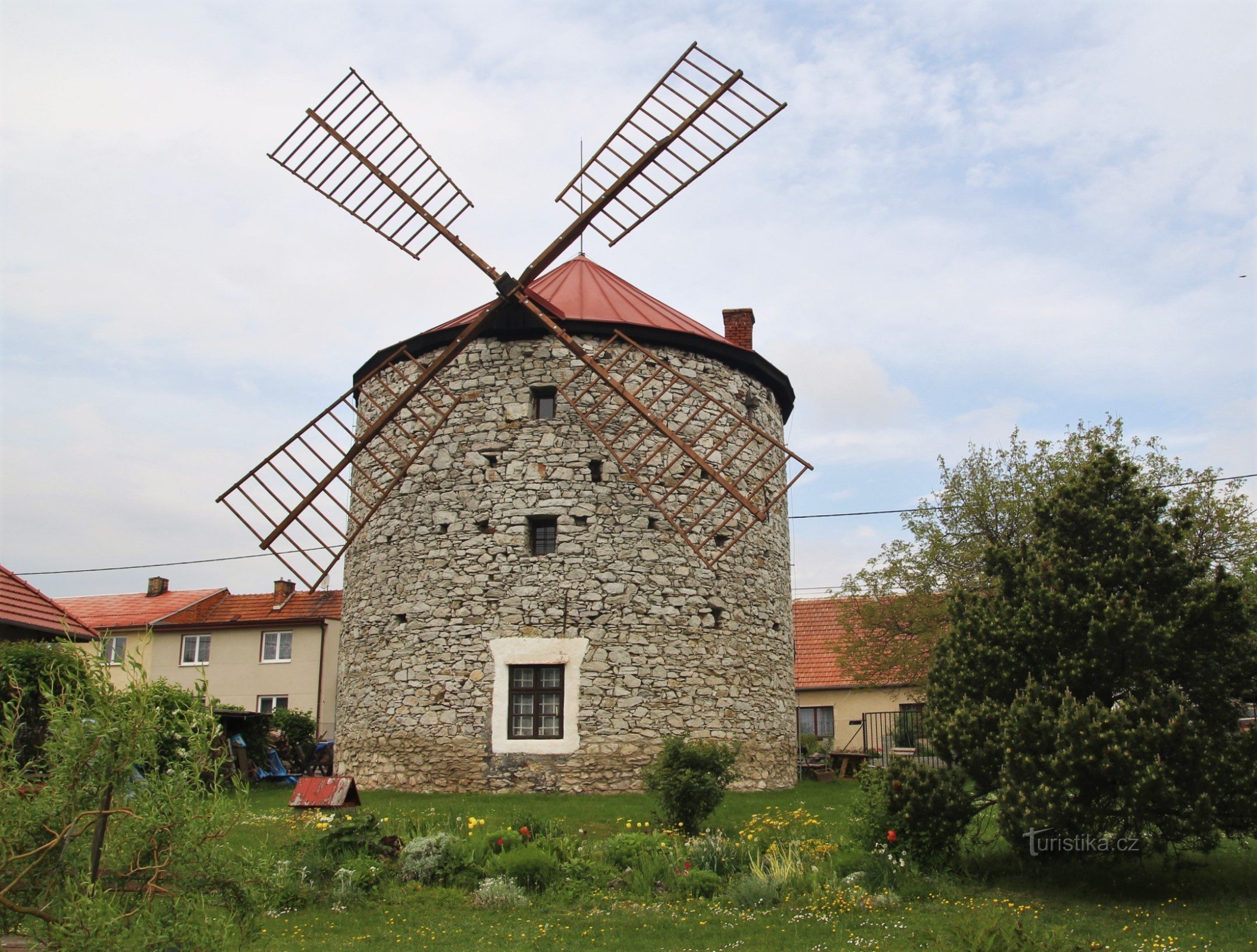 Stenen cilindrische windmolen