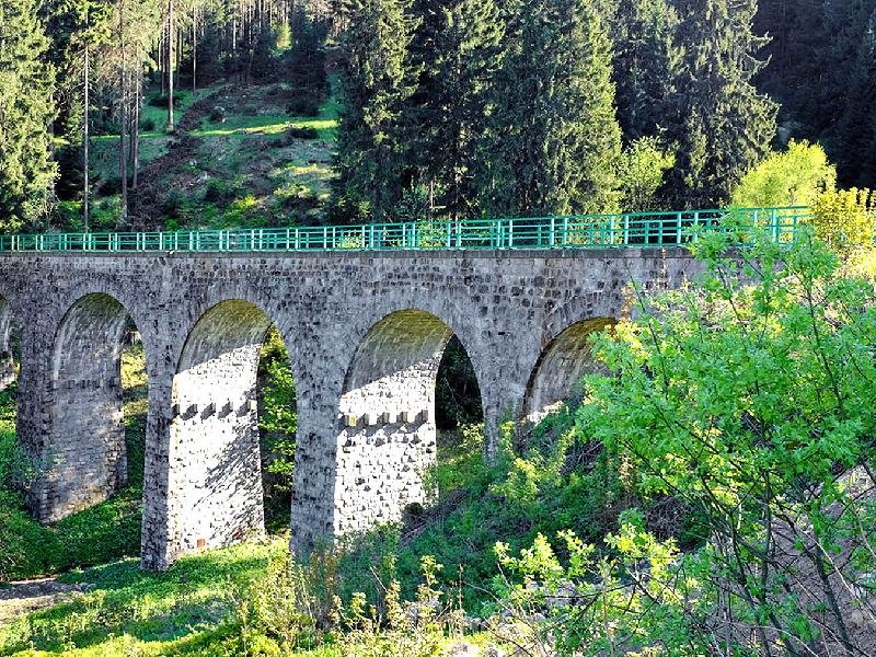 kamenný viadukt