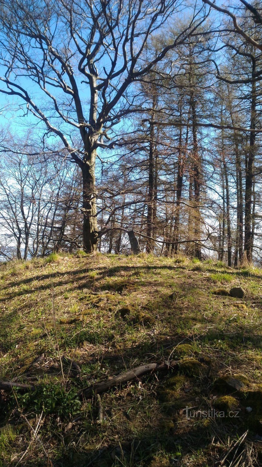 Colline de pierre