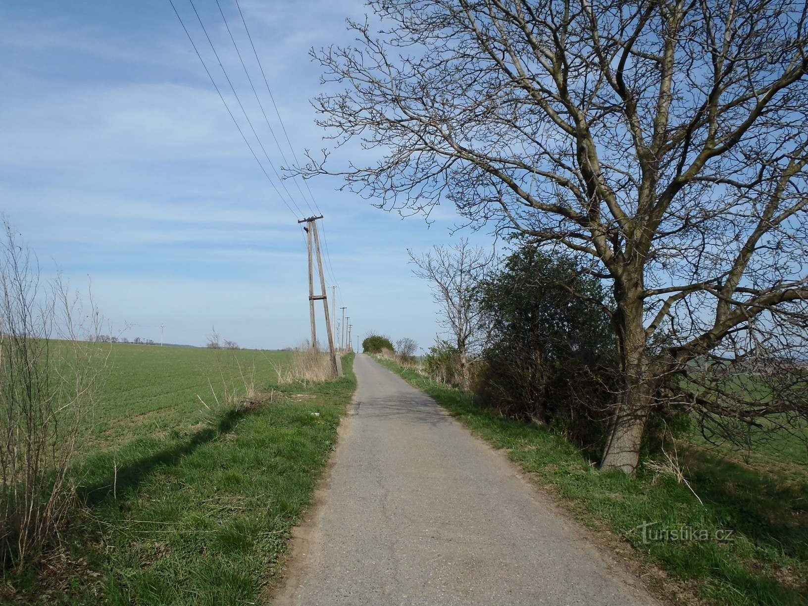 Kandie - asphalt access road from Slatina - 26.4.2012/XNUMX/XNUMX