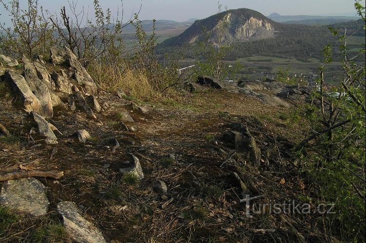 Kaňkov: platou stâncos în sud-vestul Kaňkov