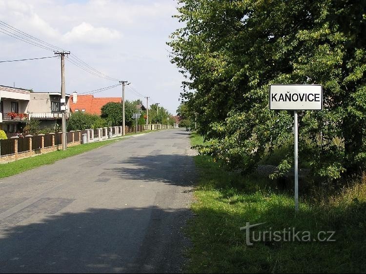 Kaňovice: Kaňovice - estrada de acesso