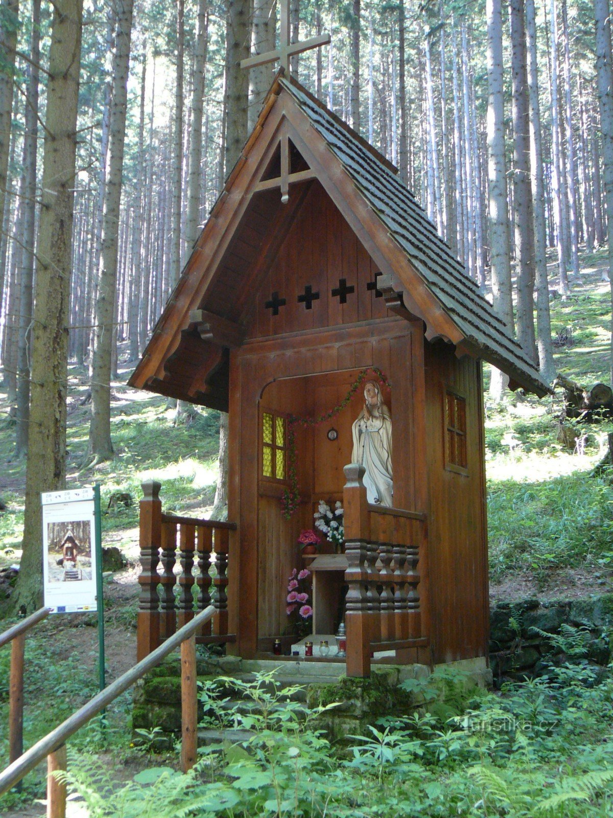 Kavalčanky Bílá chapel