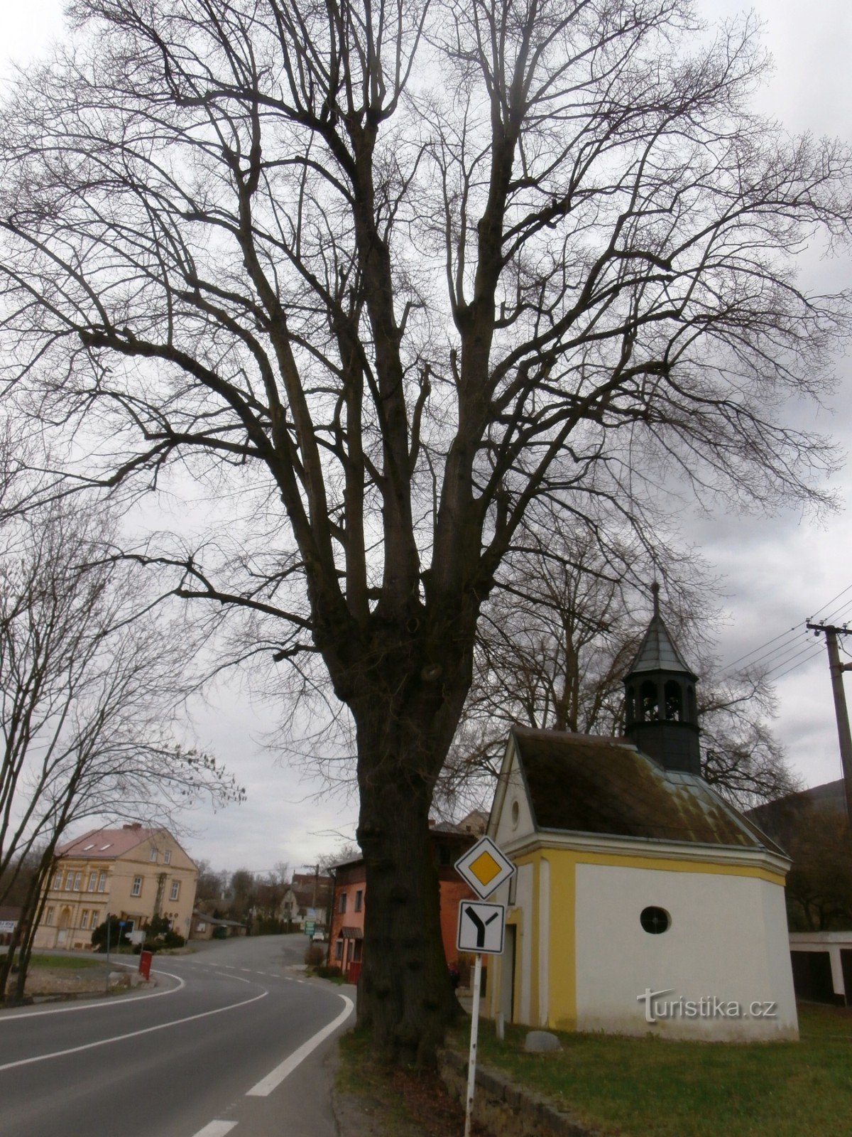 Kapelle zwischen zwei Linden von 1735