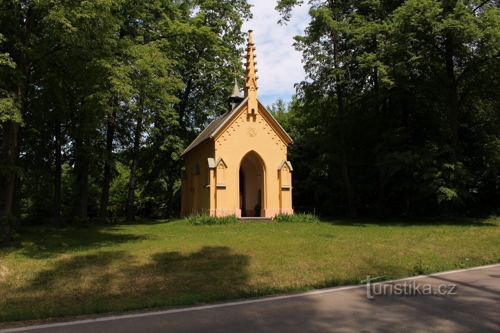 Capela Fecioarei Maria pe Strana lângă Čínov