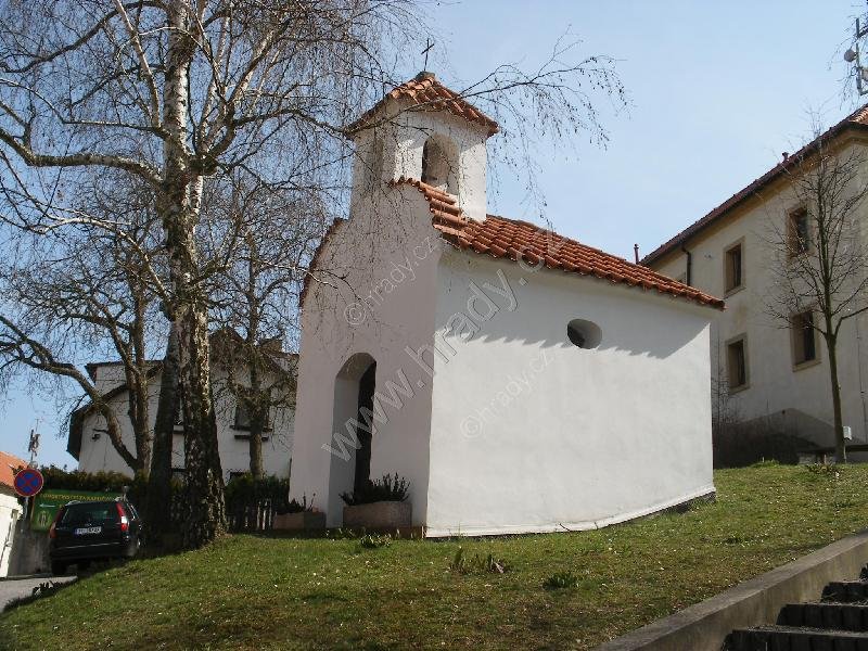 kaple se zvoničkou
