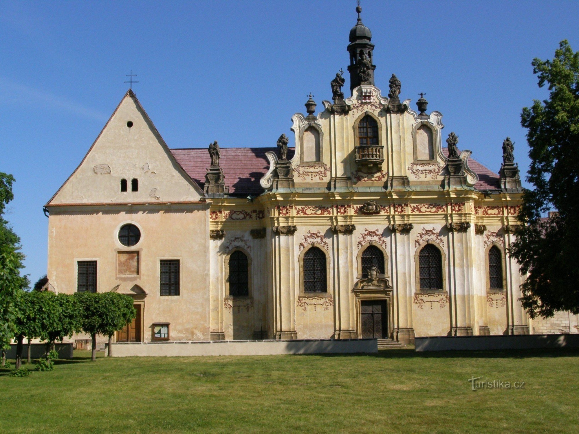 kaplica św. Anny tam, gdzie dziś znajduje się lapidarium posągu