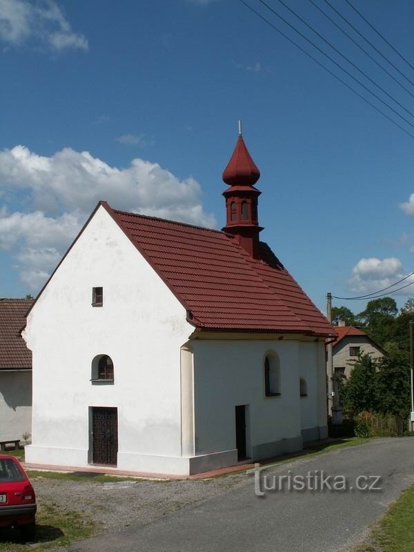 Kapelle St. Annie, Pfingstrose