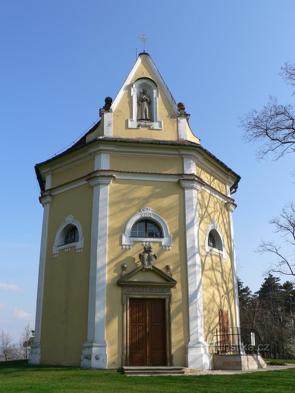 Chapel of St. Antonína, facade