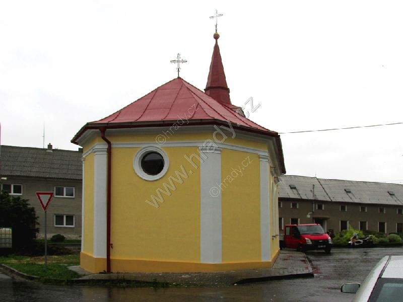 kaple sv. Františka z Assisi a sv. Tomáše