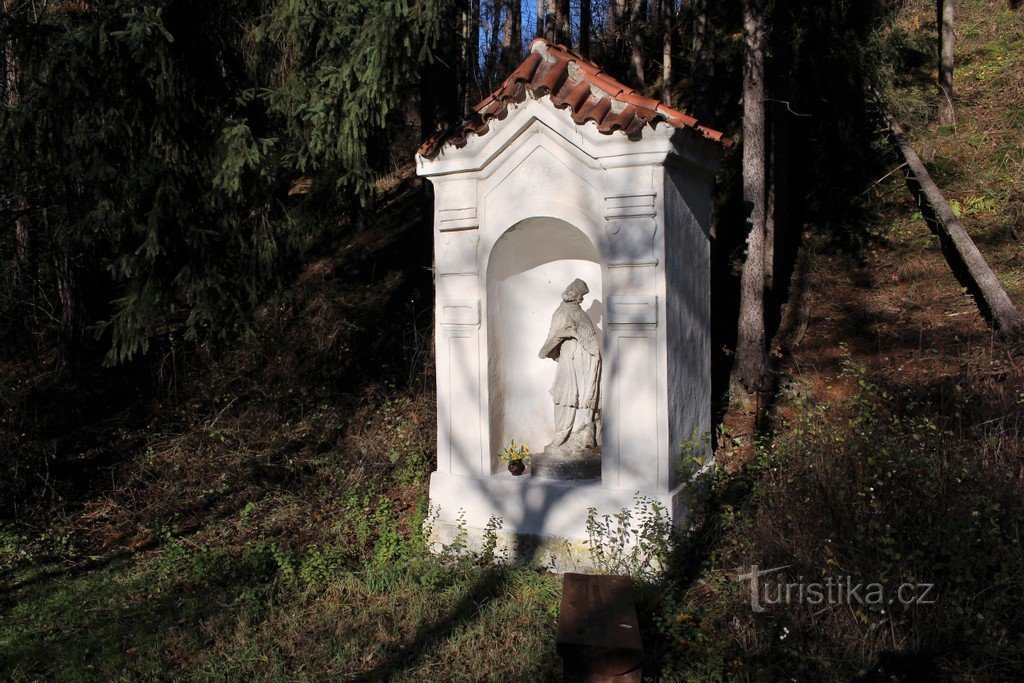 Capela de S. João de Nepomuk perto de Velhartice