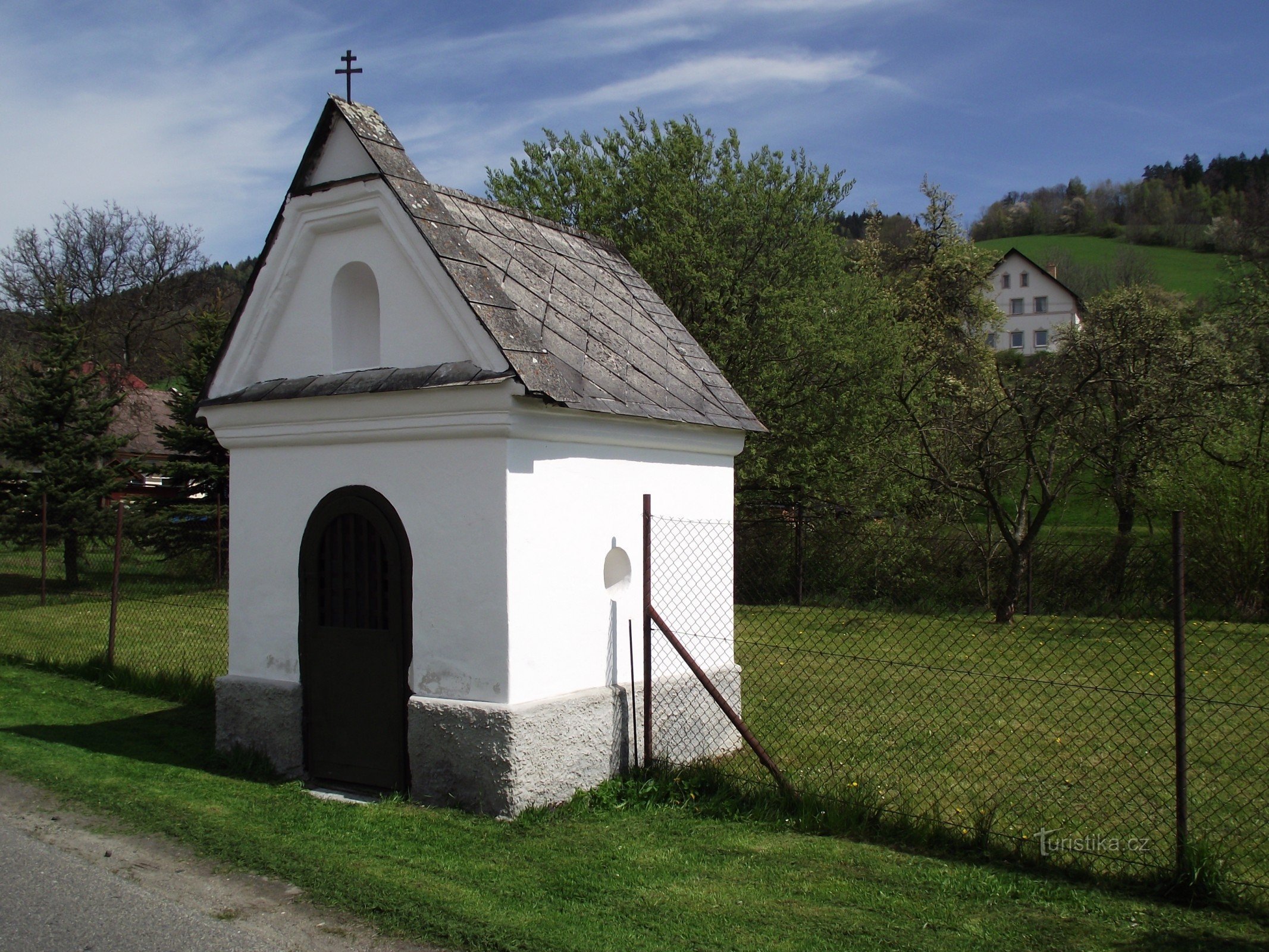 kaple sv. Rocha v Bratrušově