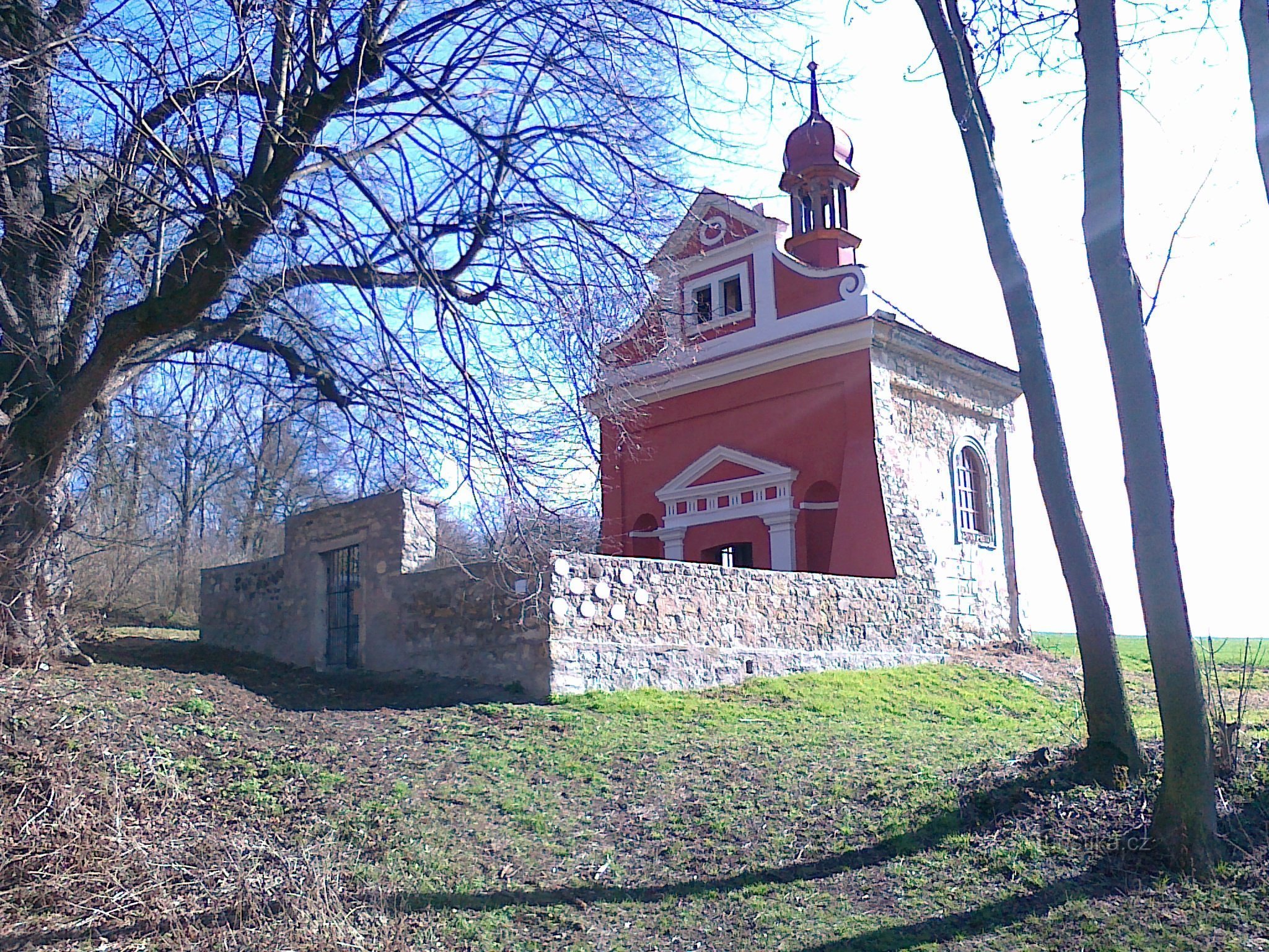 Kapelle St. Vitus in Sinutec.