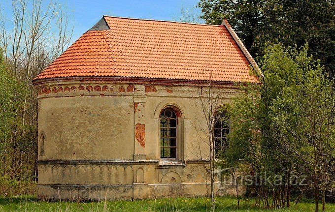 Kapel in het dorp Mýtiny