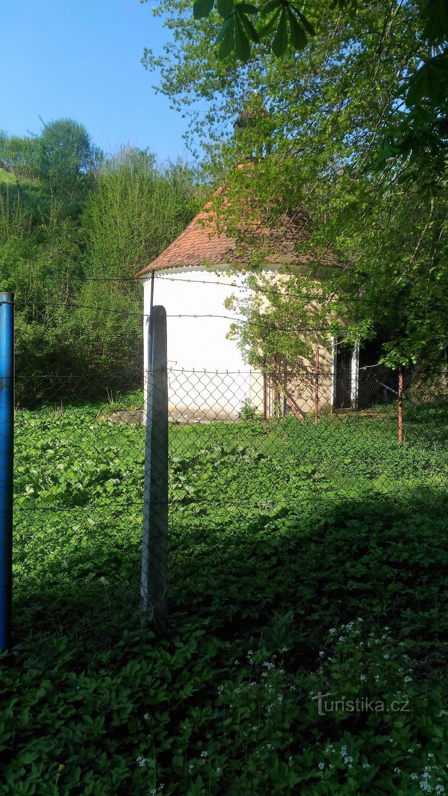 Chapel in the valley of the Modla stream.