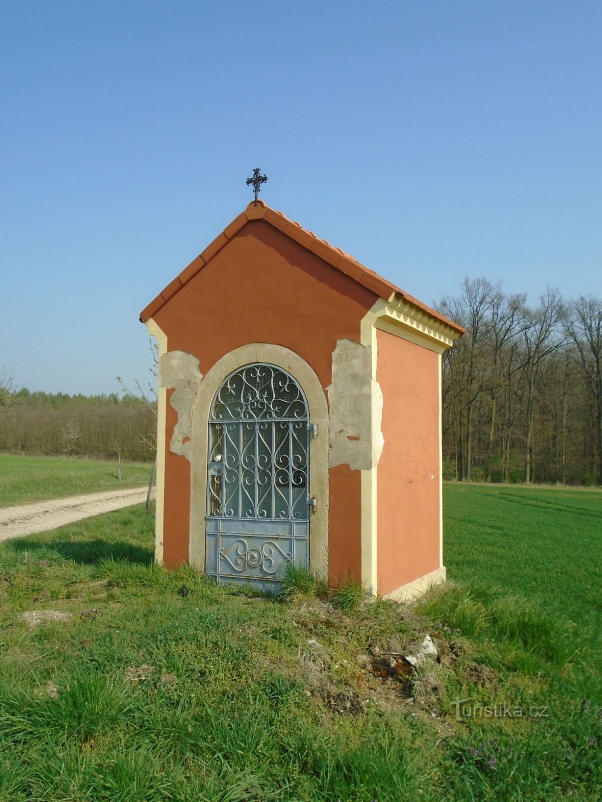 Pyhän Kolminaisuuden kappeli (Hrádek, 9.4.2019. huhtikuuta XNUMX)