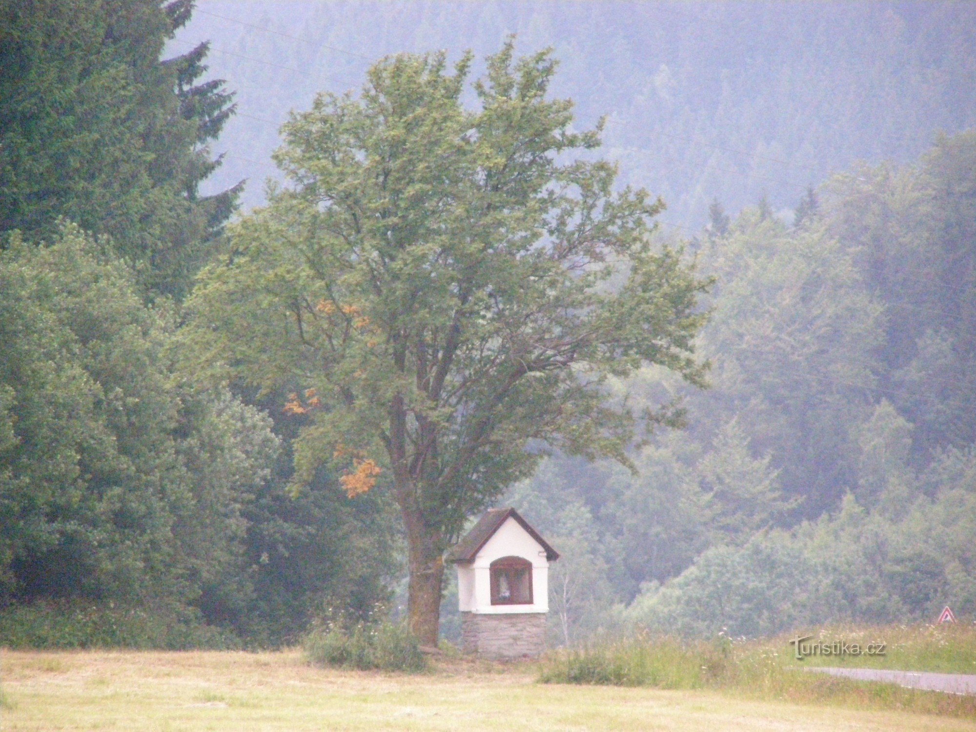 a capela perto de Ostružná