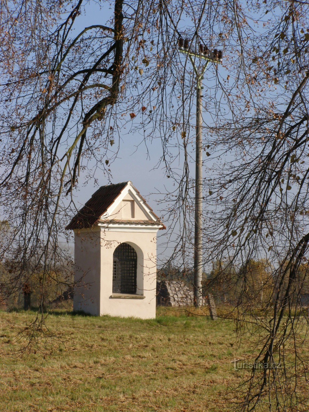 Capilla cerca de Semin