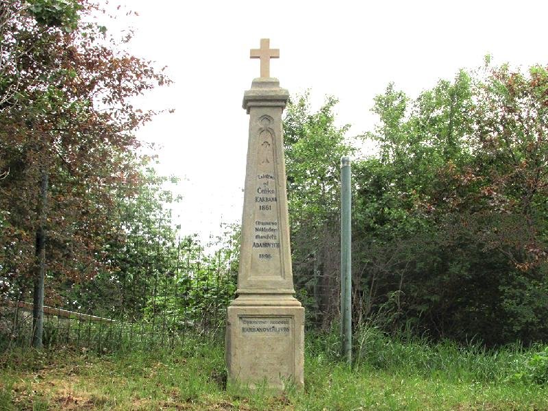 Karbanův pomníček