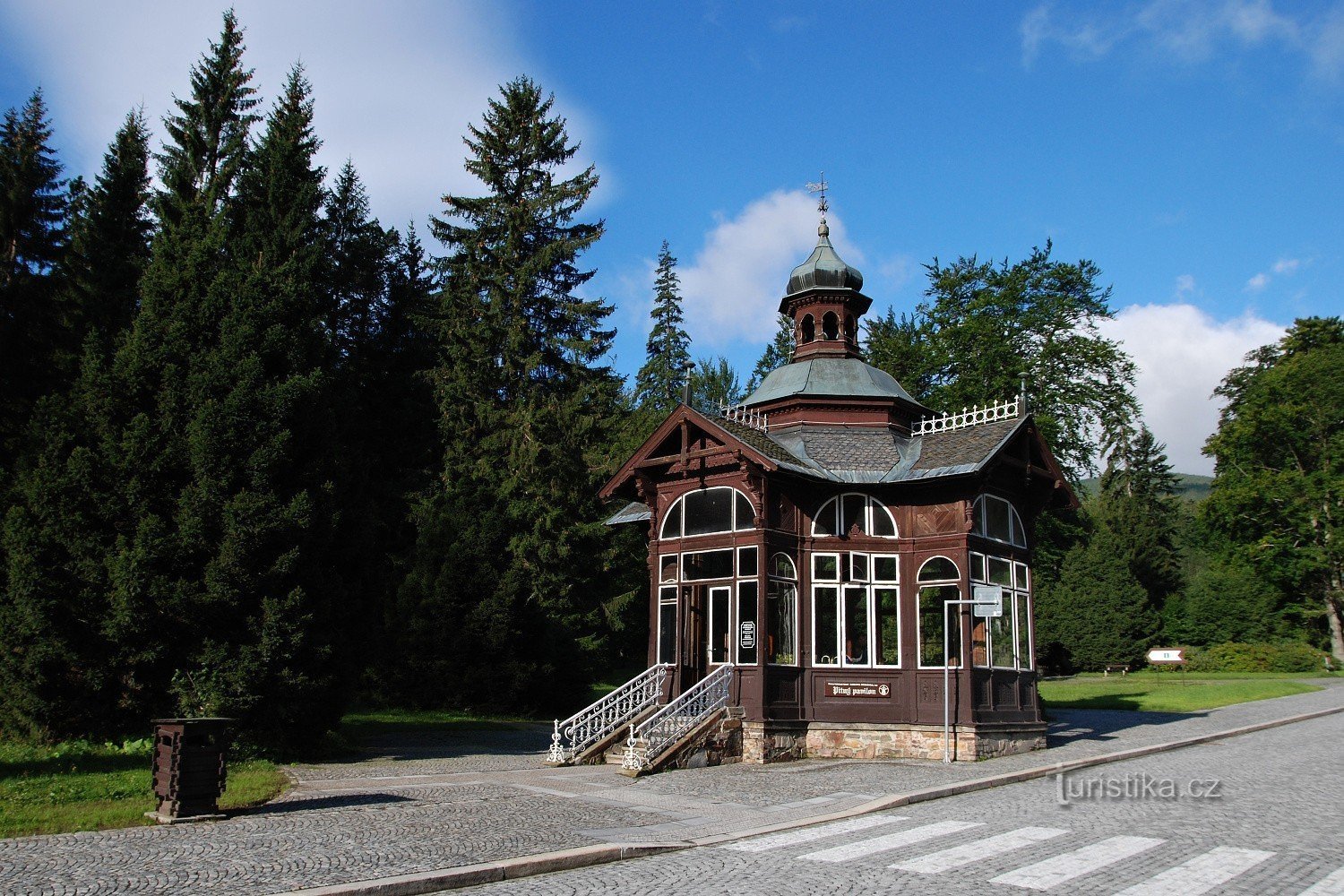 Karlova Studánka