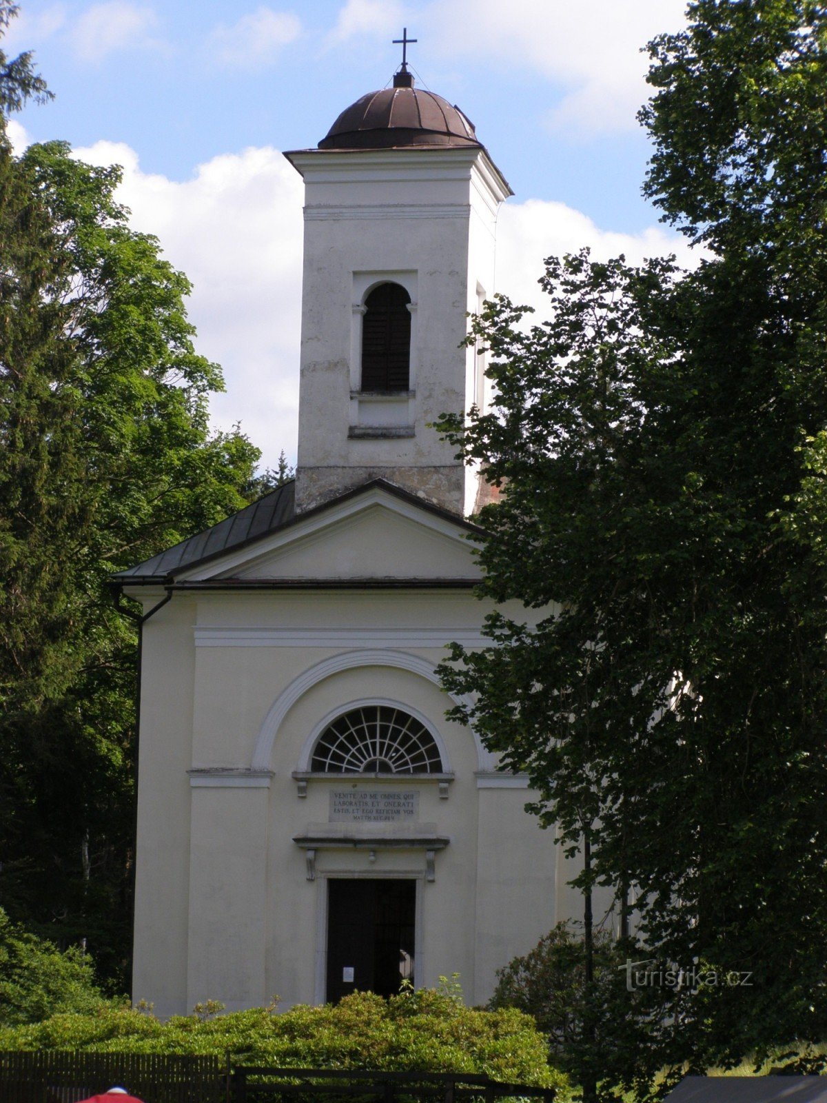 Karlova Studánka - kostel Panny Marie uzdravení nemocných