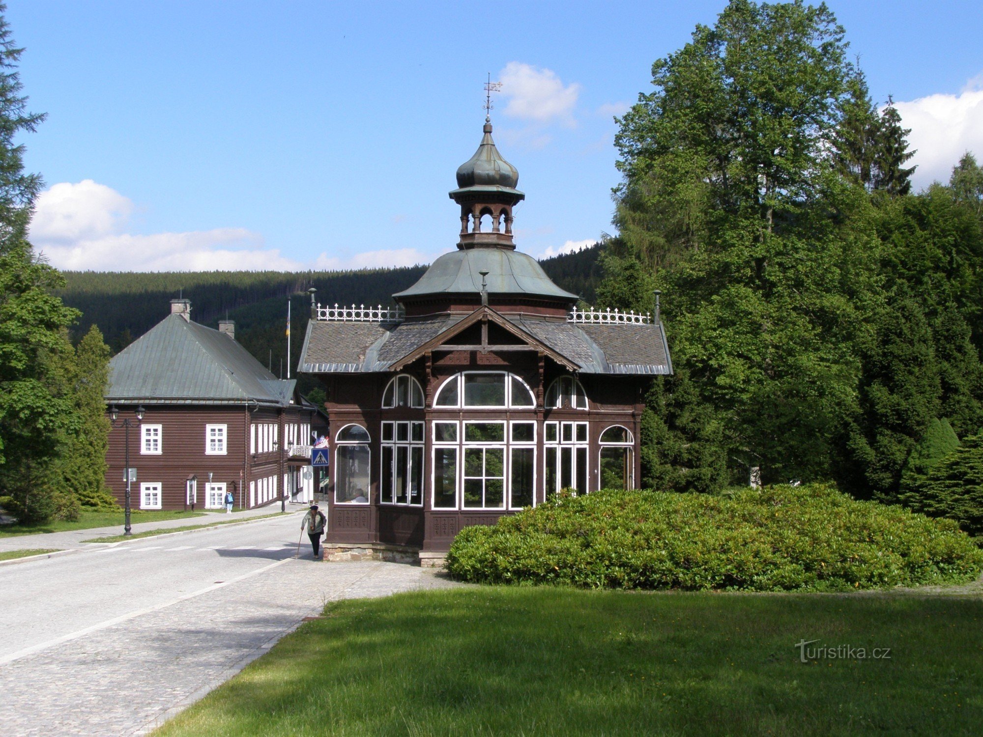 Karlova Studánka - drinking pavilion