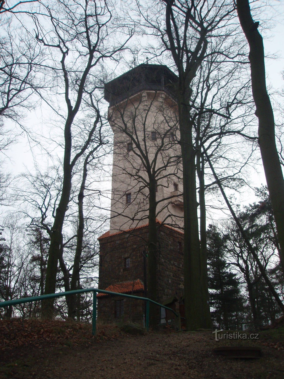 Karlovy Vary - Torre de vigia de Diana com acesso para cadeira de rodas