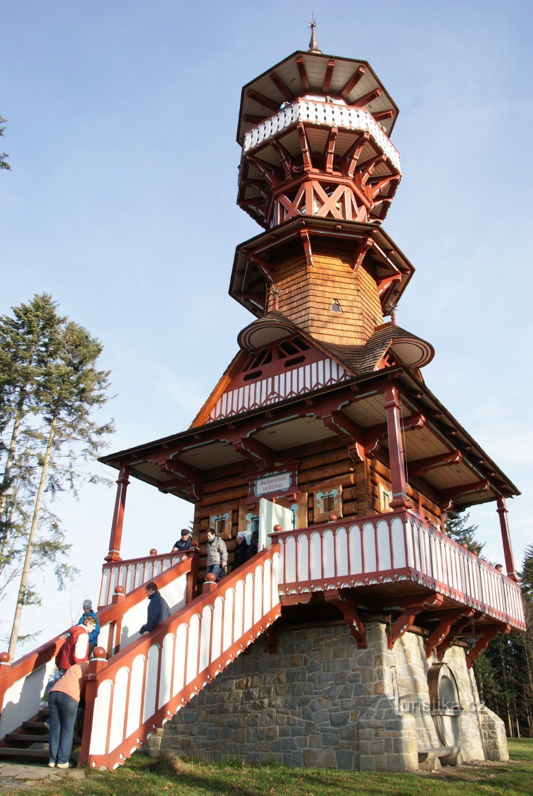 Karlův kopec perto de Rožnov pod Radhoštěm - torre de observação Jurkovič (estatísticas, história