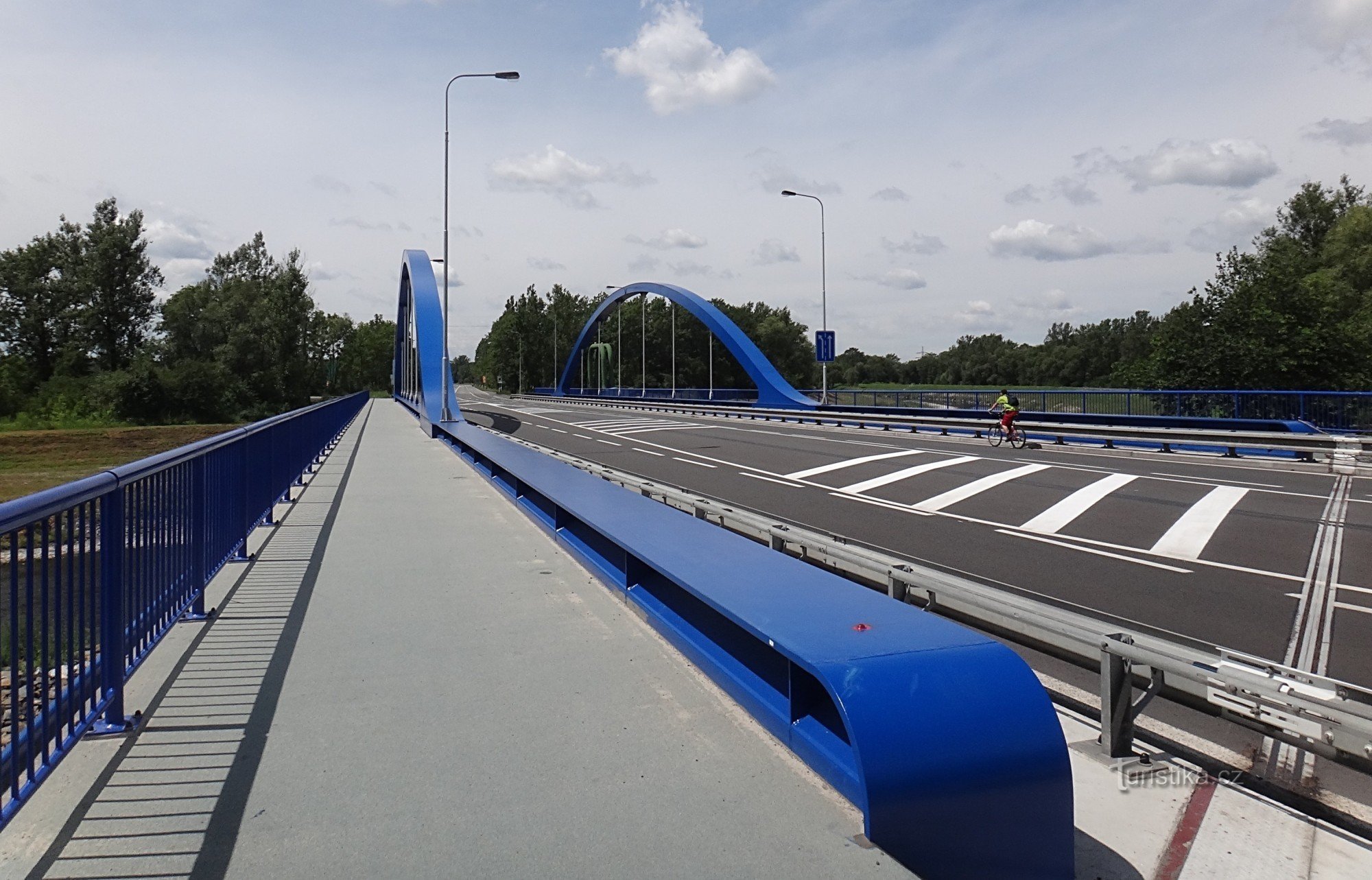 Karviná-Brücke und -Straße nach Überschwemmungen repariert