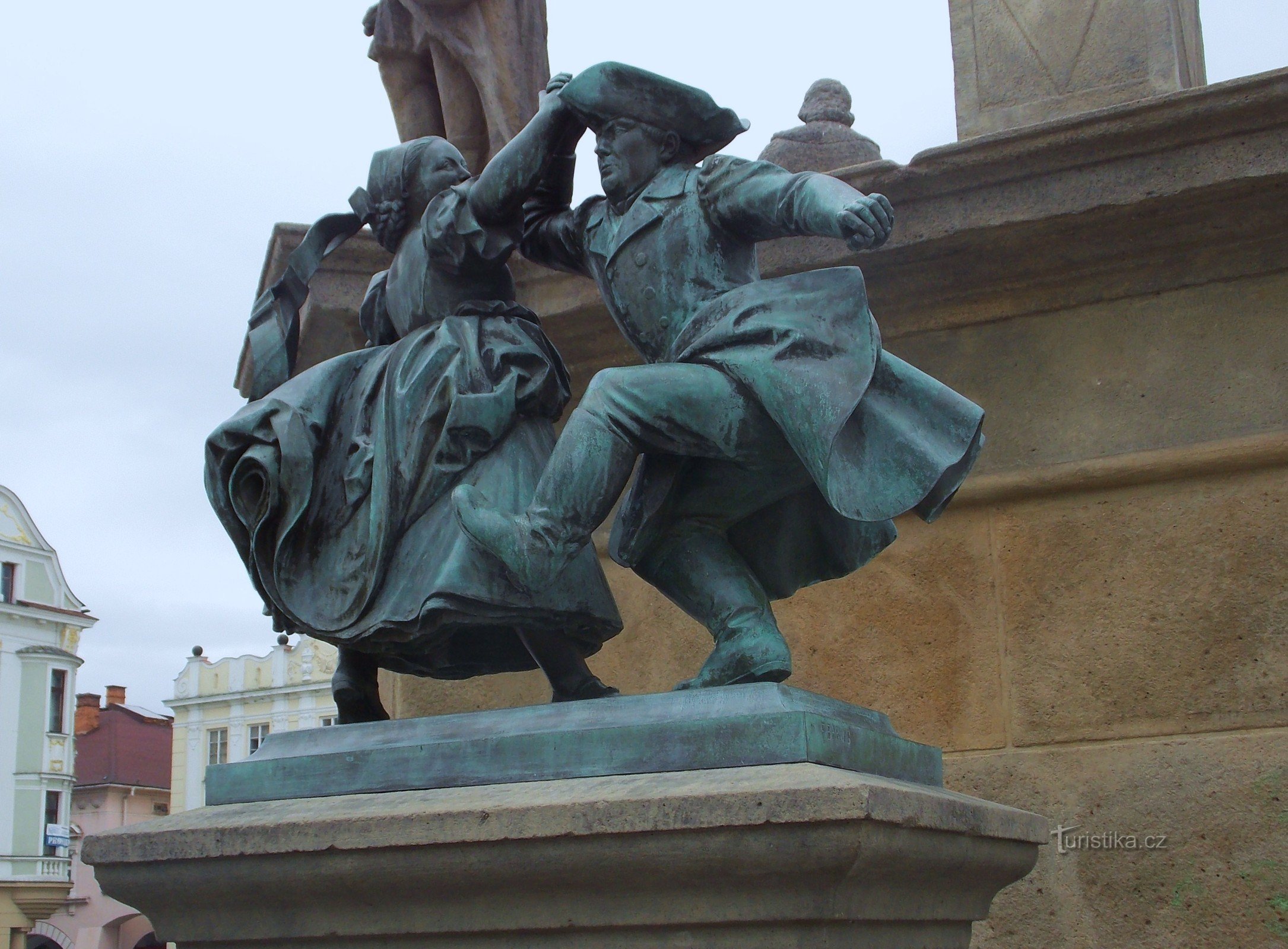 Fontän på torget i Nové Jičín