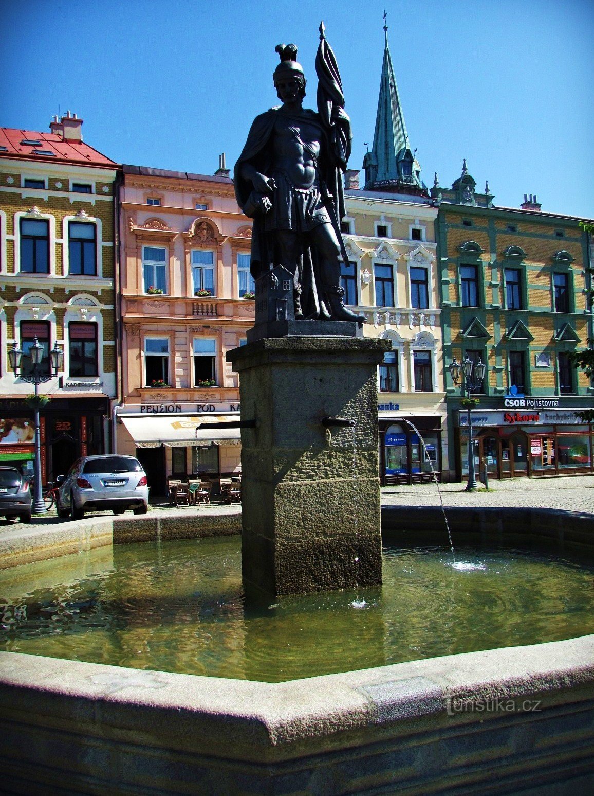La fontana sulla piazza del castello a Frýdek - Místek