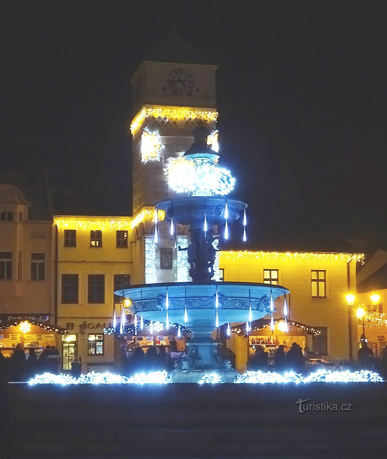 fountain with town hall