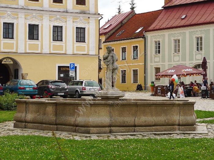 kašna se sochou Siléna