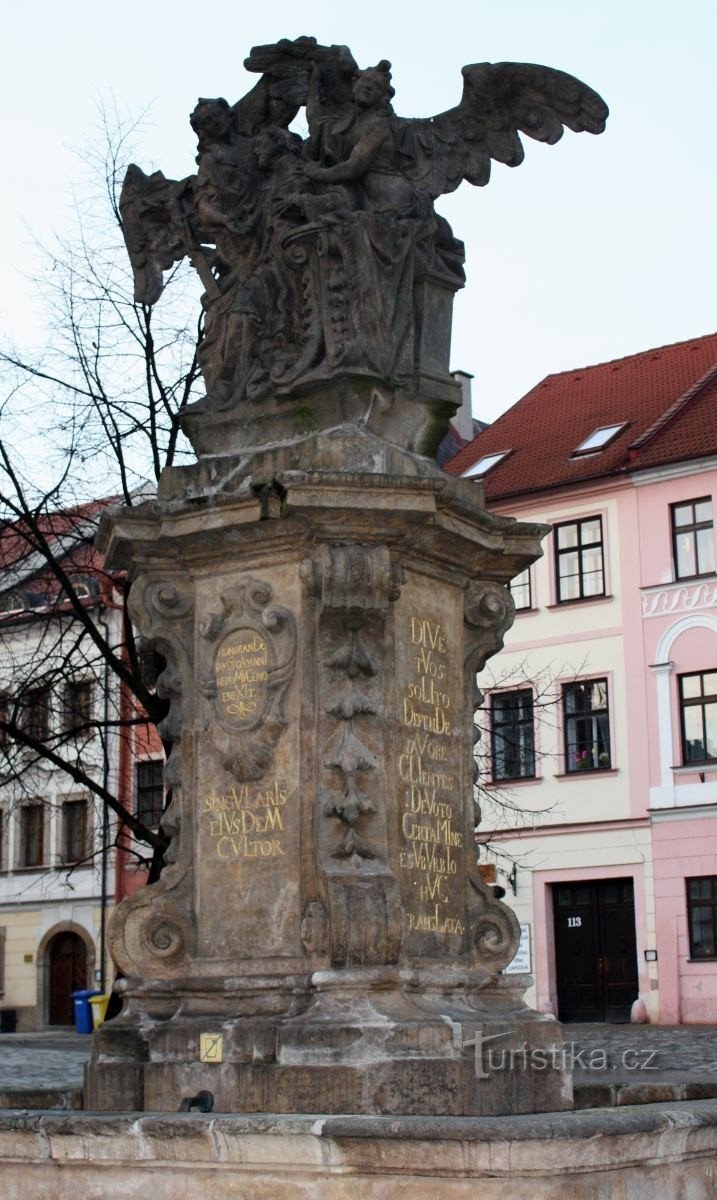 Fontænen af ​​St. Jan Nepomucký - Hradec Králové
