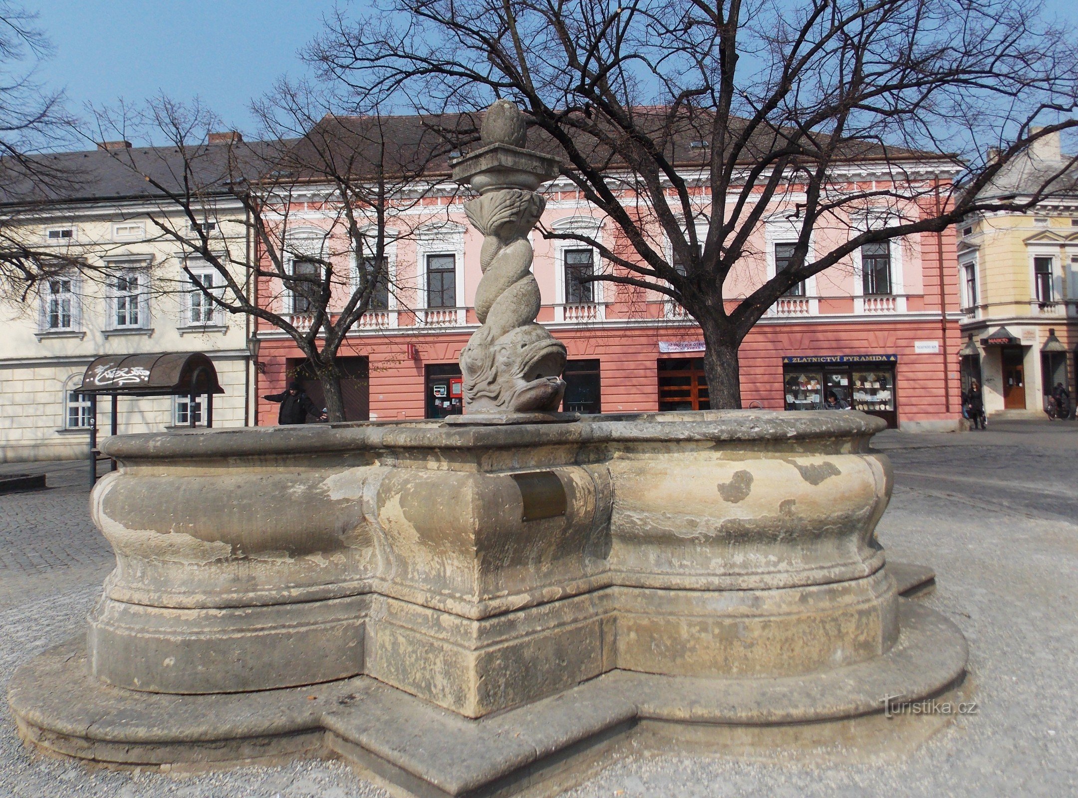 Szökőkutak Uherský-ben. Hradišti