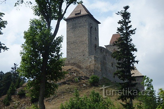 Kašperk και Pustý hradek