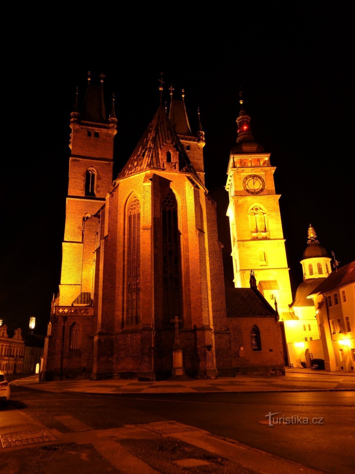 Kathedraal van St. Ducha en de Witte Toren (Hradec Králové, 11.10.2020/XNUMX/XNUMX)