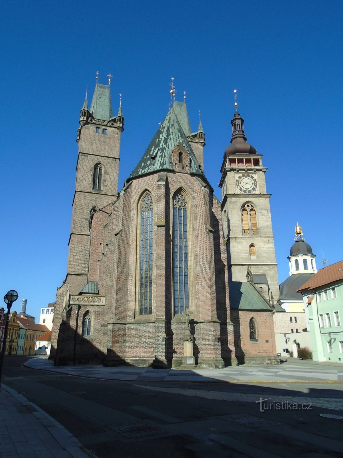 Katedralen i St. Spøgelse med det hvide tårn (Hradec Králové)