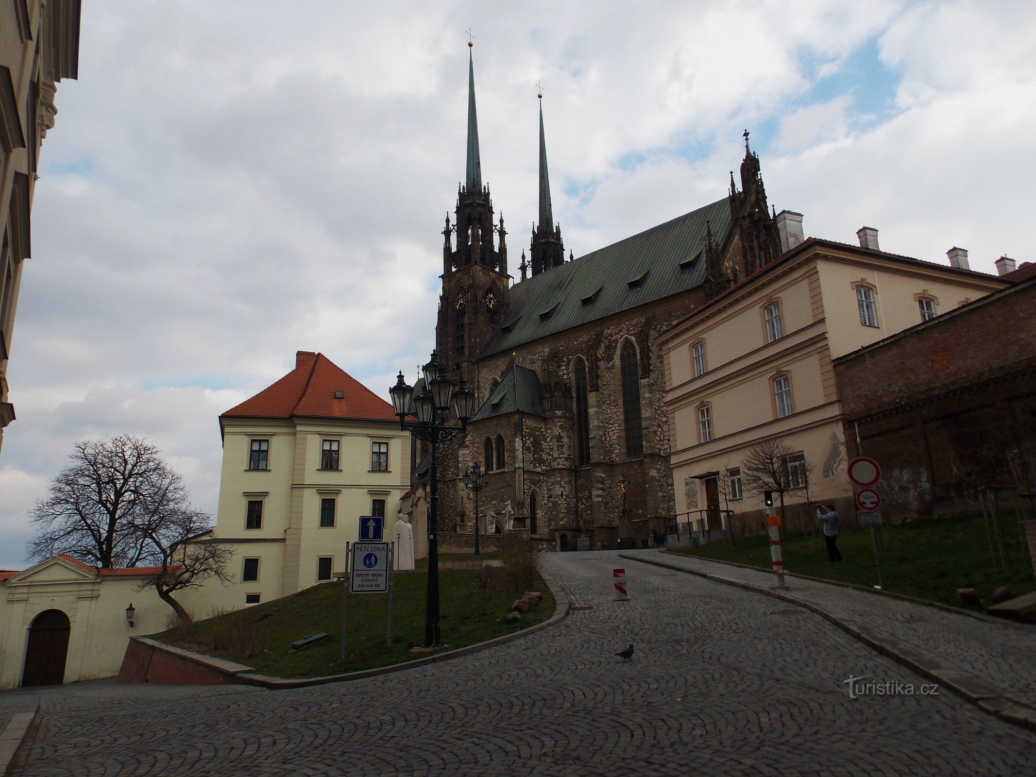 Katedralen i St. Peter og Paul på Petrov nad Brno-bakken