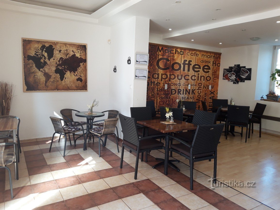 Kavarna KAFE LAKY v Češki Lipi