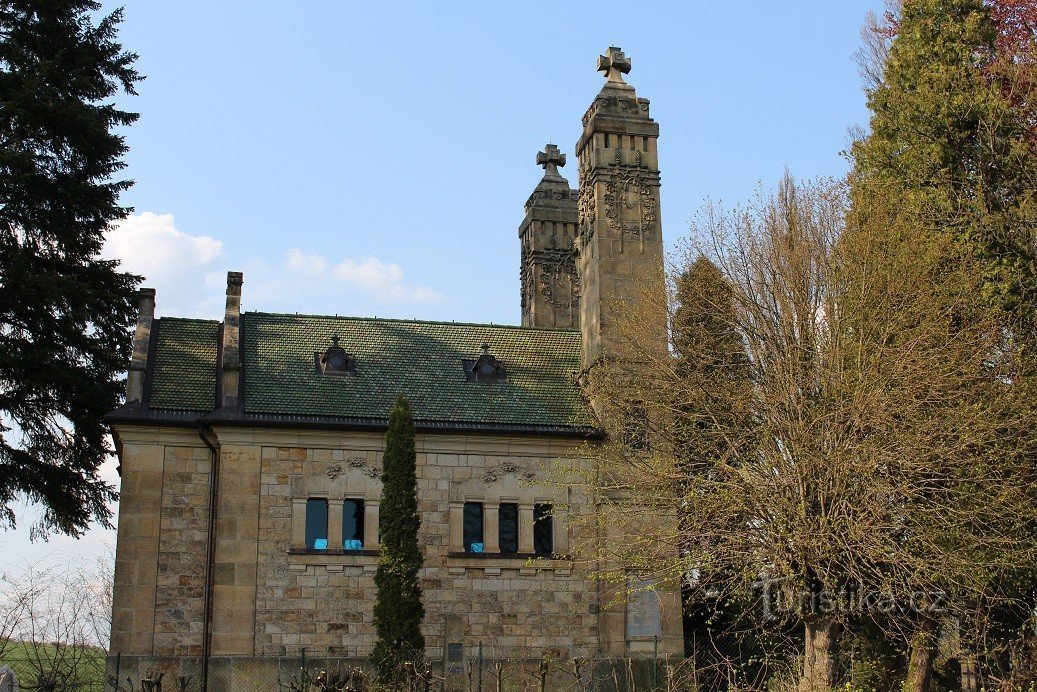 Secchio, cappella del cimitero