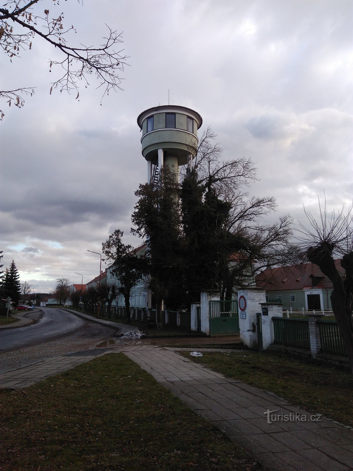 Kladruby nad Labem - vidikovac Vodojem