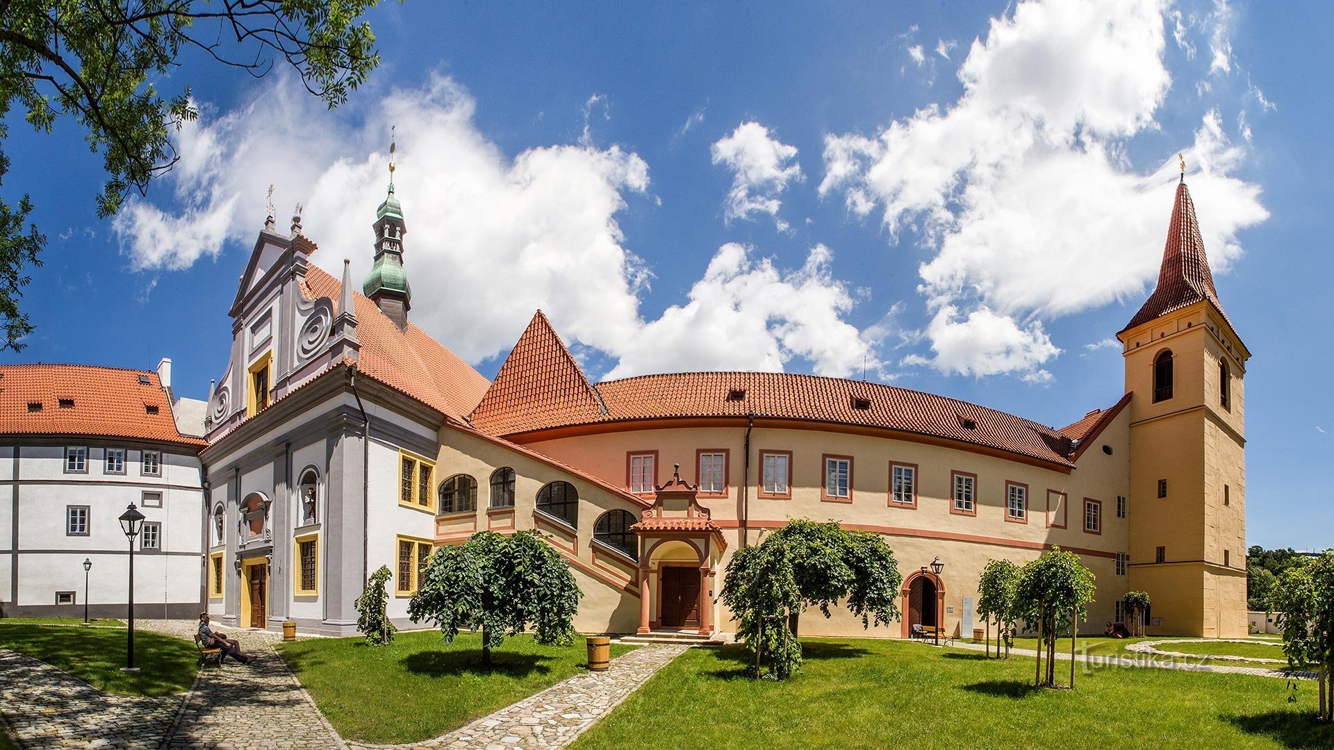 捷克克鲁姆洛夫修道院