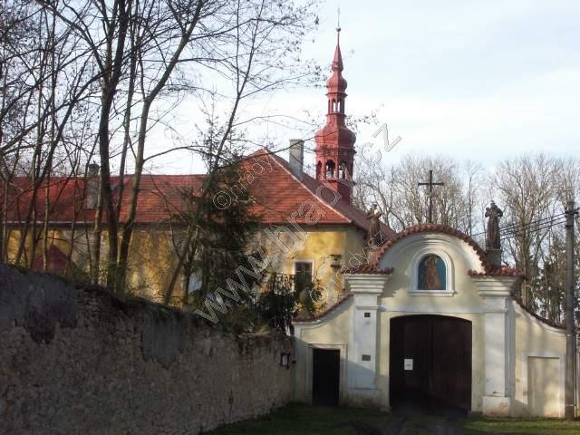 klášter františkánů sv. Františka z Assisi u kaple Panny Marie Loretánské