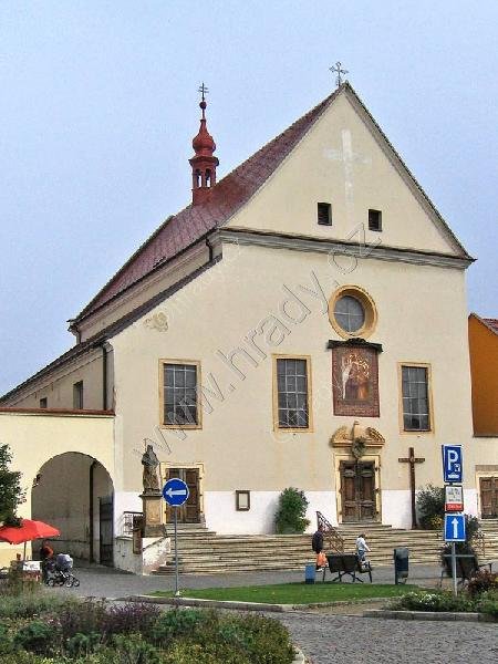 klášter kapucínů s kostelem Nanebevzetí Panny Marie a sv. Cyrila a Metoděje