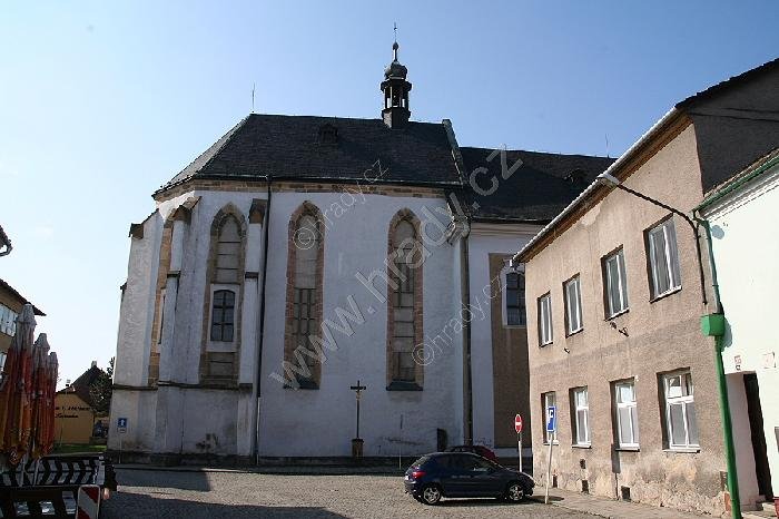 klášter minoritů s kostelem Povýšení sv. Kříže